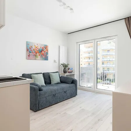 Modern With Desk Cracow Conrada 27 By Heyrent Apartman Krakkó
